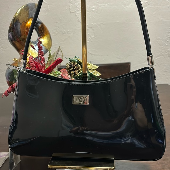 Beijo Handbags - BEIJO black Patent Leather Bag Purse Zipper